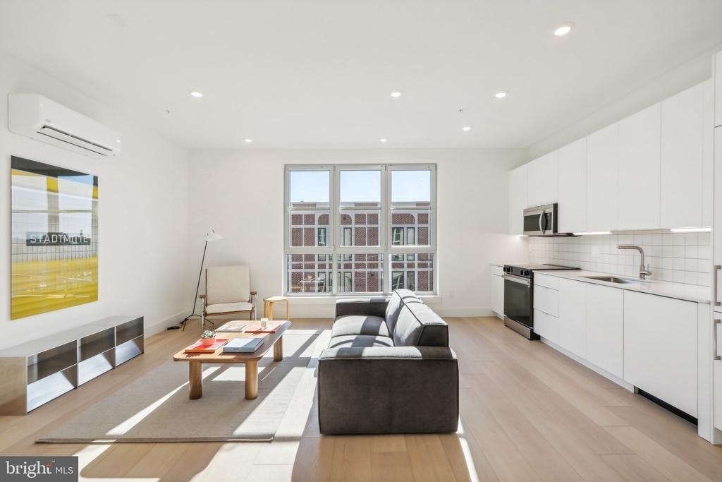 2406 Frankford Avenue - Photo 0
