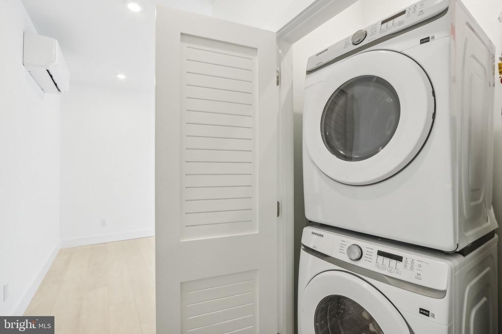 2406 Frankford Avenue - Photo 17