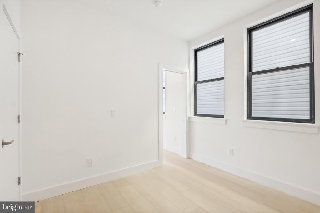 2406 Frankford Avenue - Photo 13