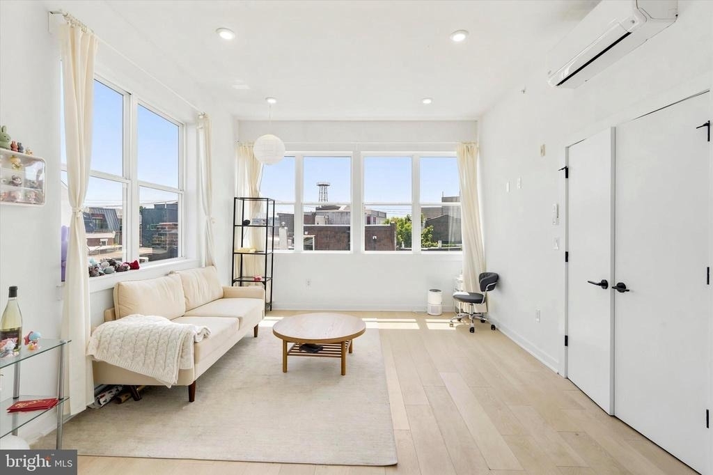 2525 Frankford Avenue - Photo 1