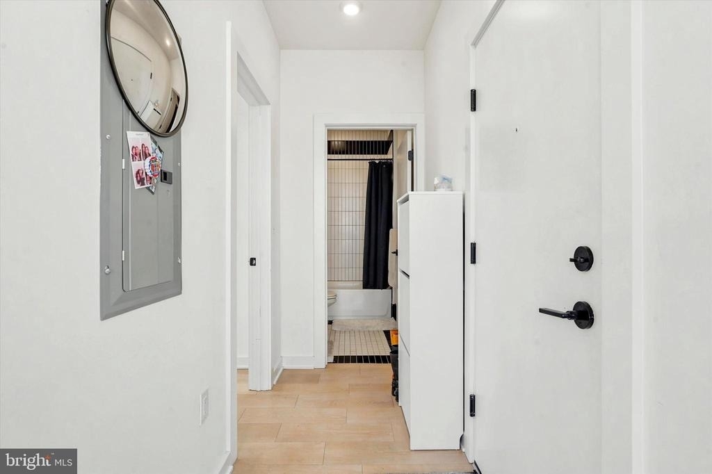 2525 Frankford Avenue - Photo 7