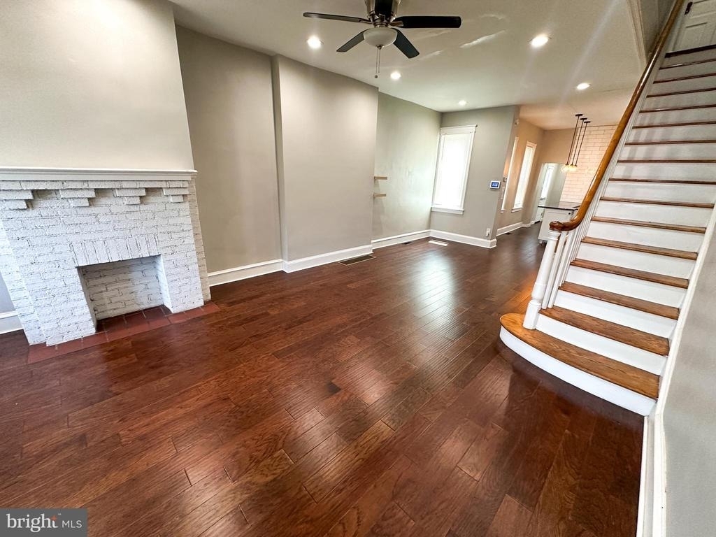 2406 E Allegheny Avenue - Photo 9