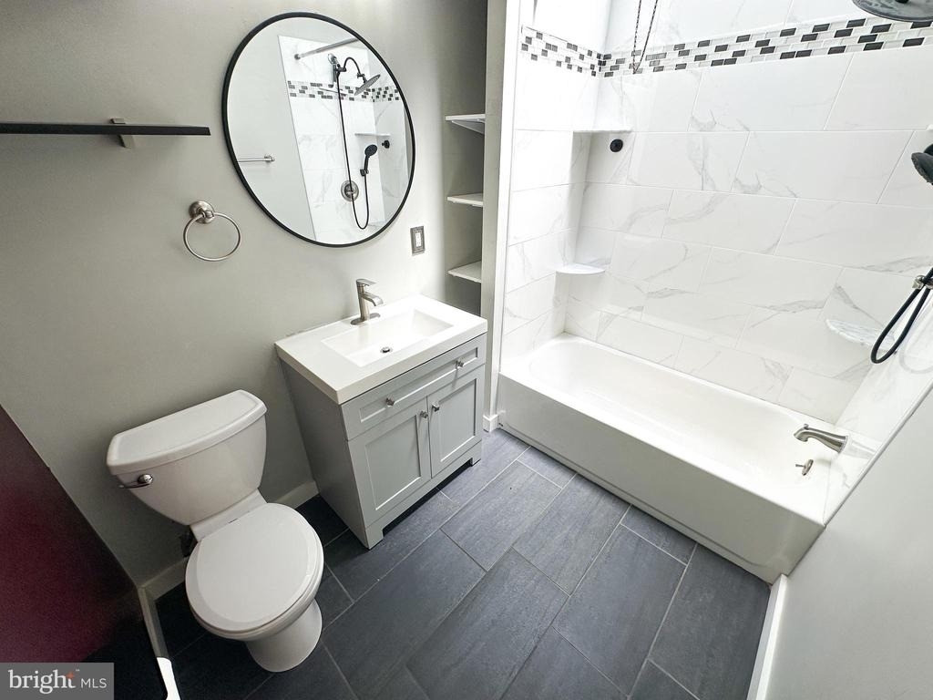2406 E Allegheny Avenue - Photo 3