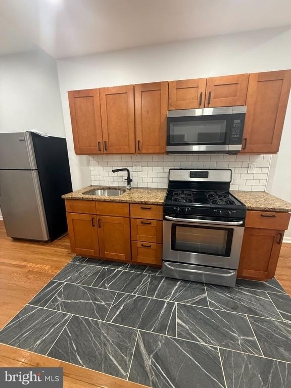 1734 W Girard Avenue - Photo 2