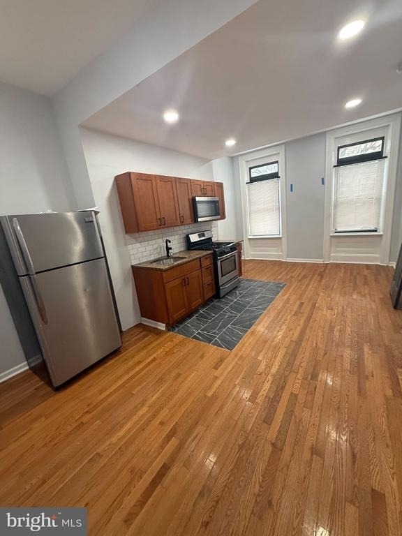1734 W Girard Avenue - Photo 3