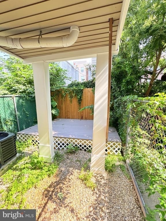 2619 Titan Street - Photo 18