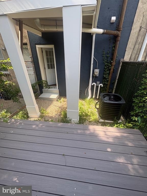 2619 Titan Street - Photo 19