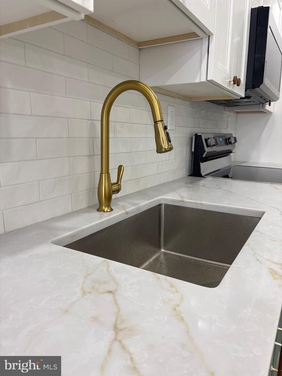 2619 Titan Street - Photo 8