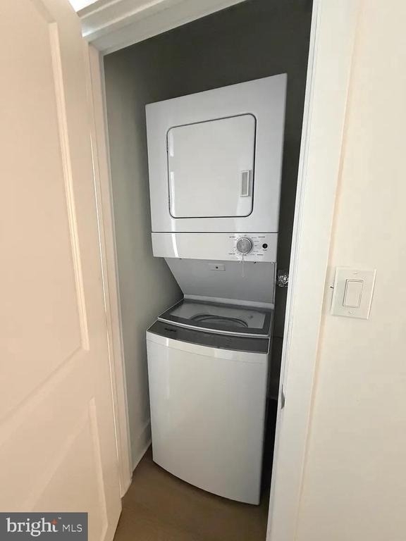 2619 Titan Street - Photo 2