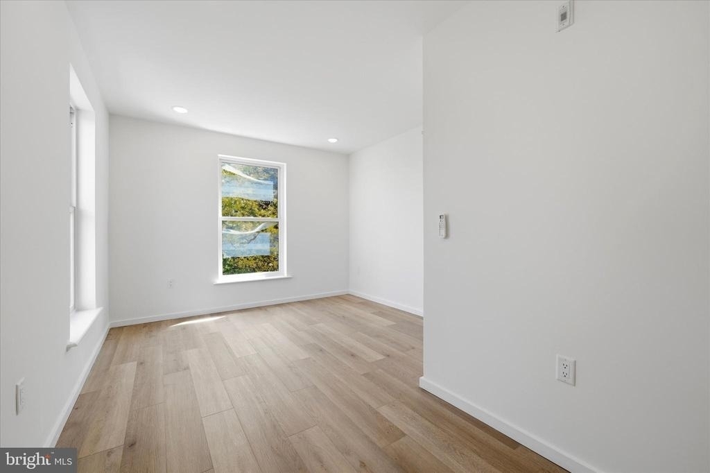627 N 16th Street - Photo 8