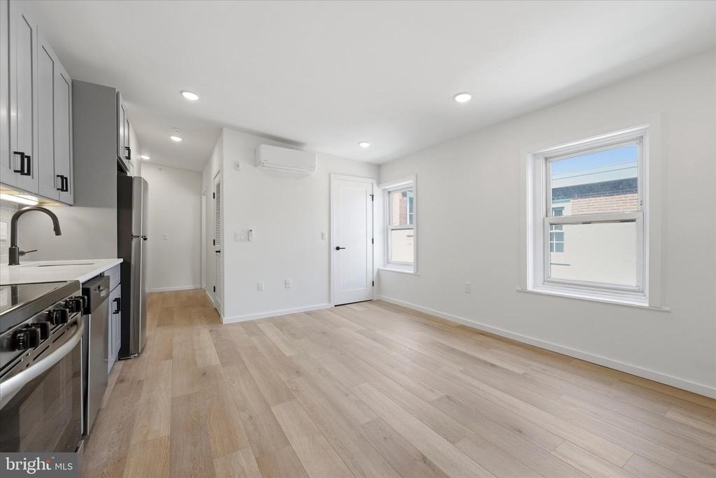 627 N 16th Street - Photo 3