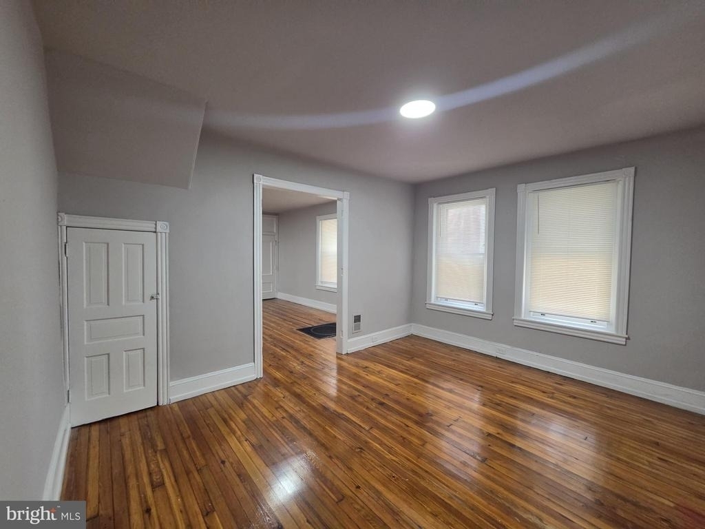 5109 Knox Street - Photo 7