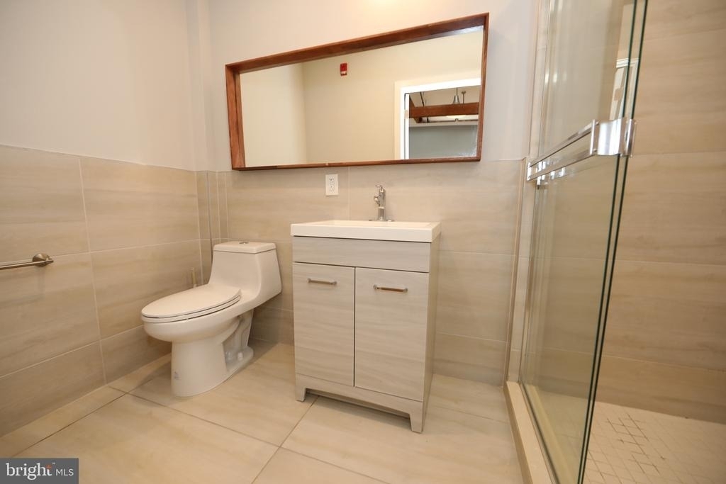 1822 E Glenwood - Photo 11
