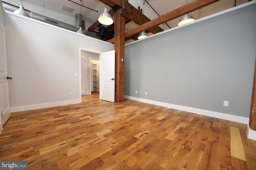 1822 E Glenwood - Photo 9