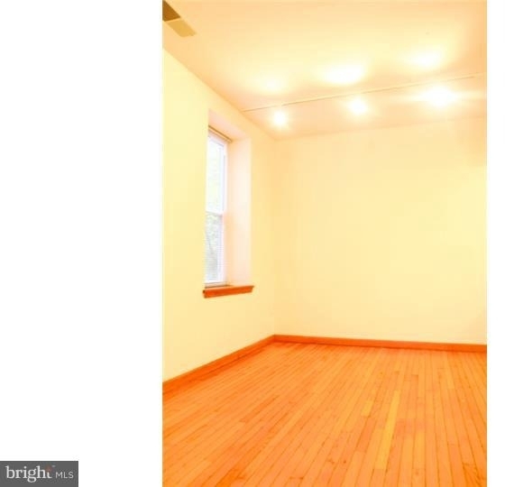 260 S 11th Street - Photo 4