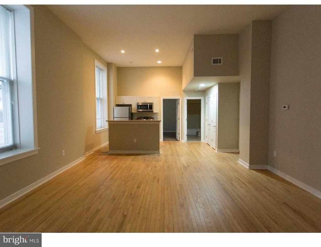 1100 Spruce Street - Photo 1