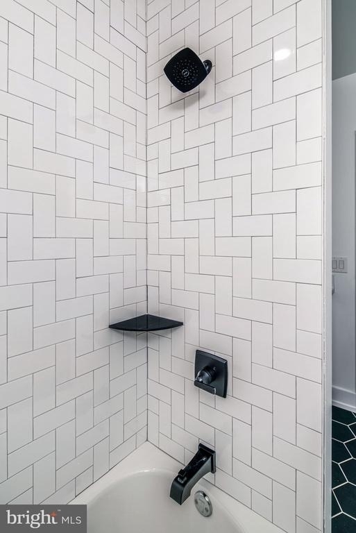 1527 Ridge Avenue - Photo 24