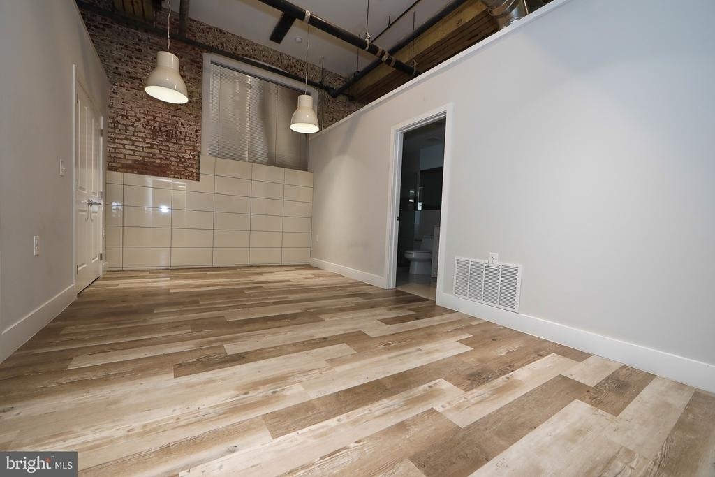 1822 E Glenwood - Photo 11