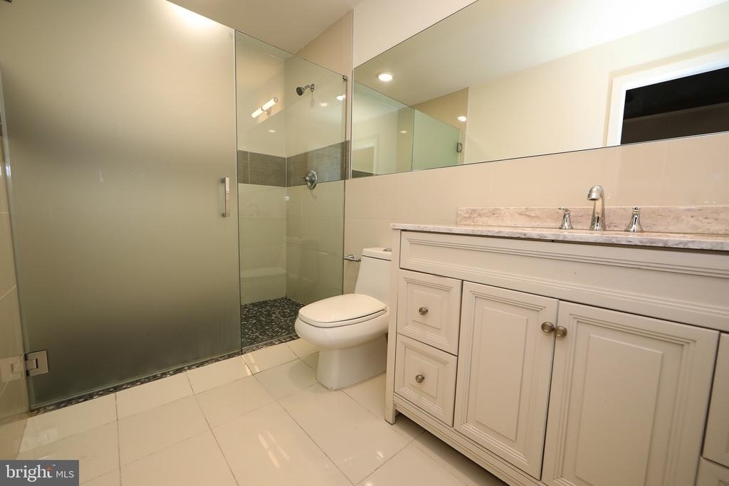 1822 E Glenwood - Photo 12