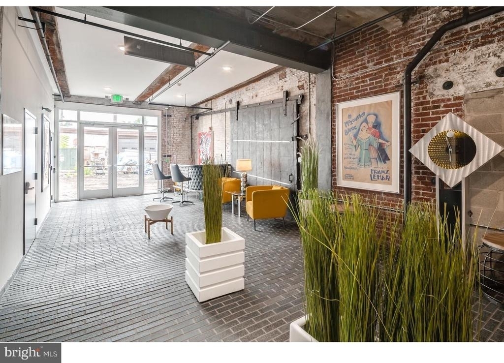 3450 J Street - Photo 2