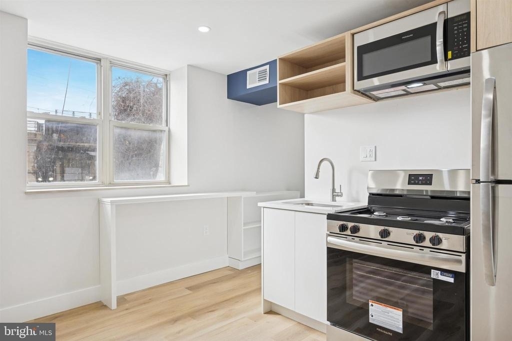 4522 Baker Street - Photo 0