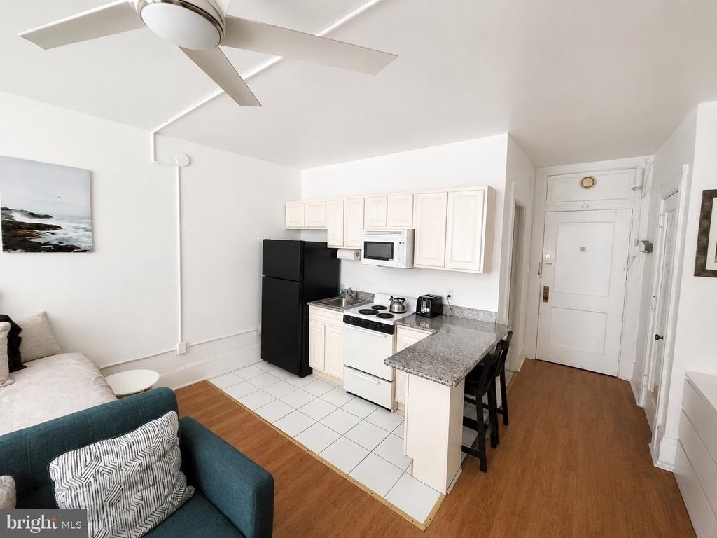 1324 Locust Street - Photo 14