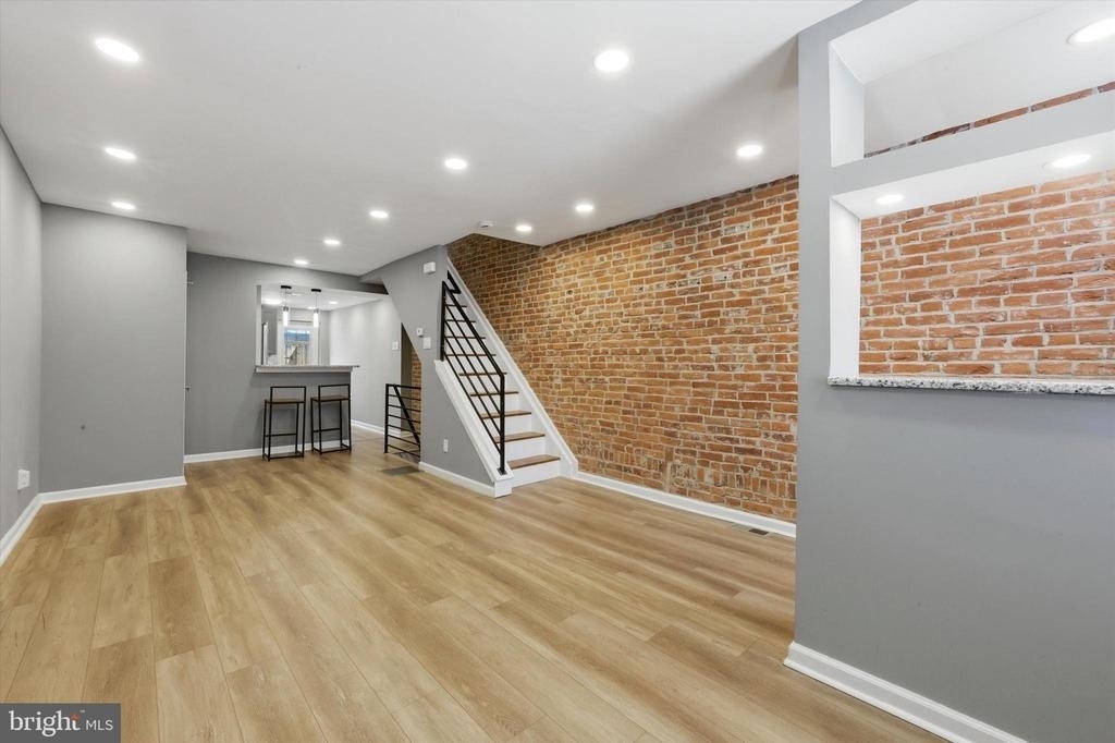 2625 Manton Street - Photo 2