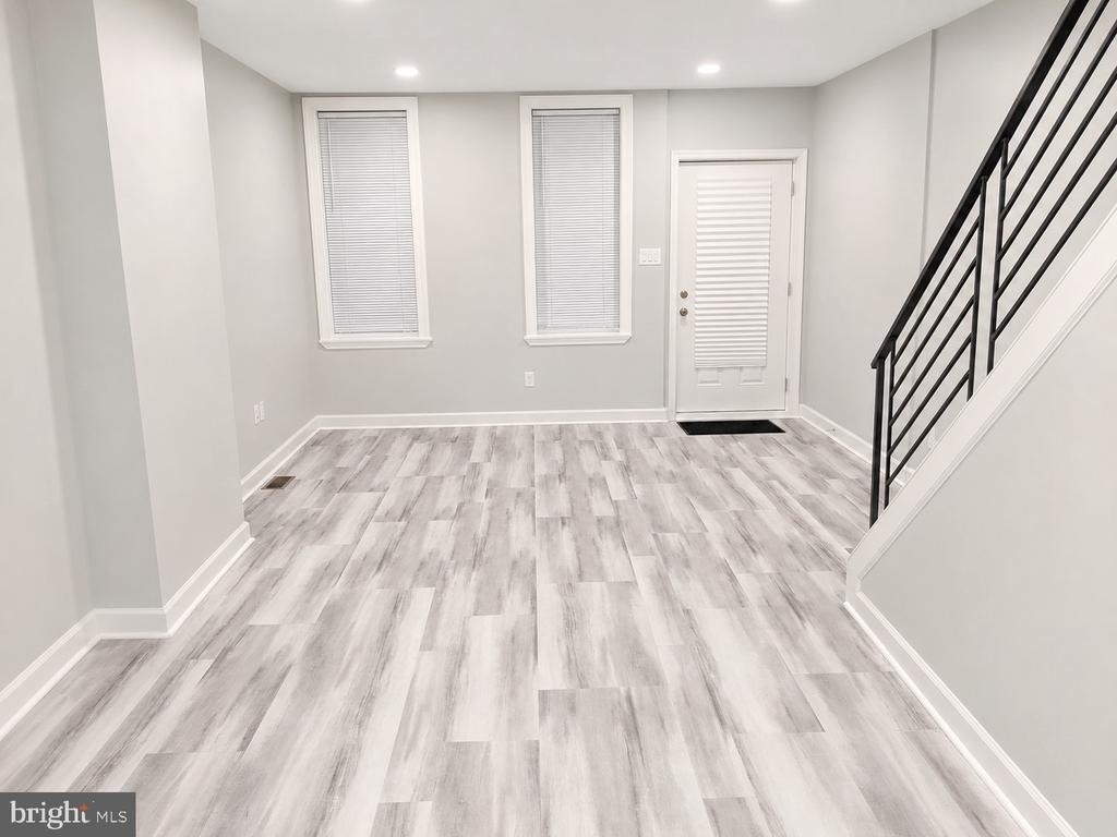 3133 Euclid Avenue - Photo 3