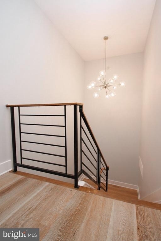 810 N Uber Street - Photo 17