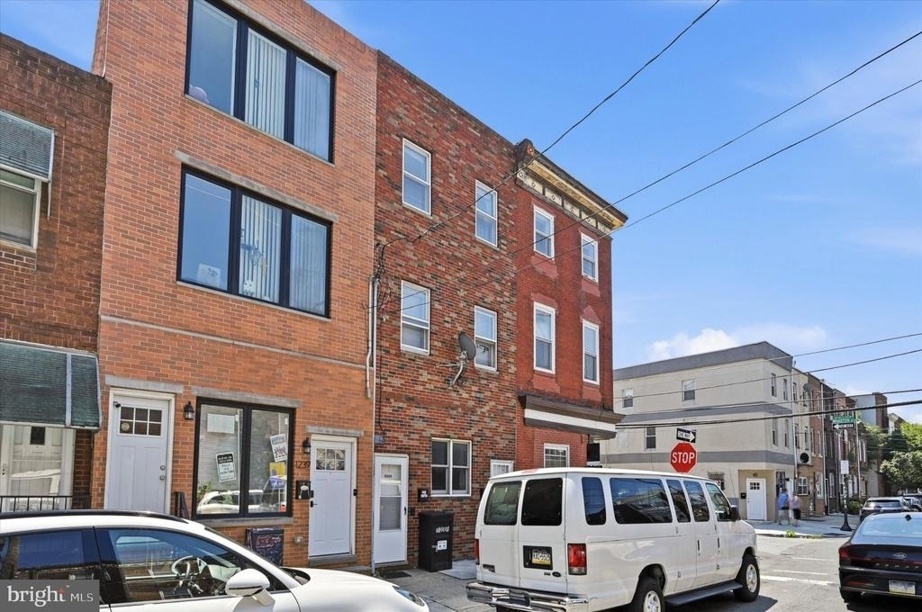 1241 S 8th Street - Photo 0