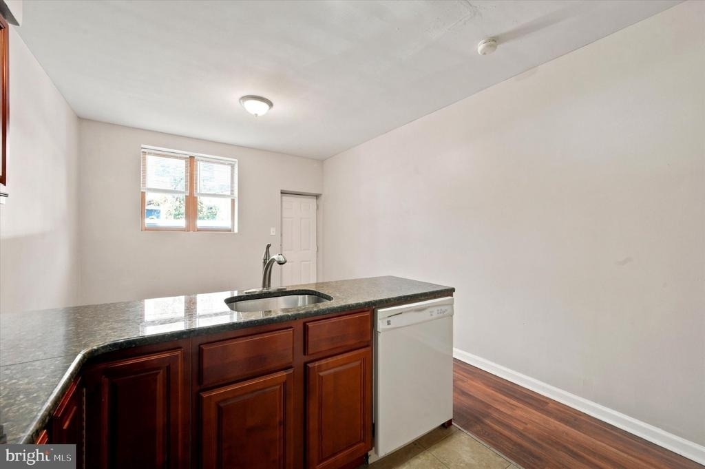 1241 S 8th Street - Photo 6