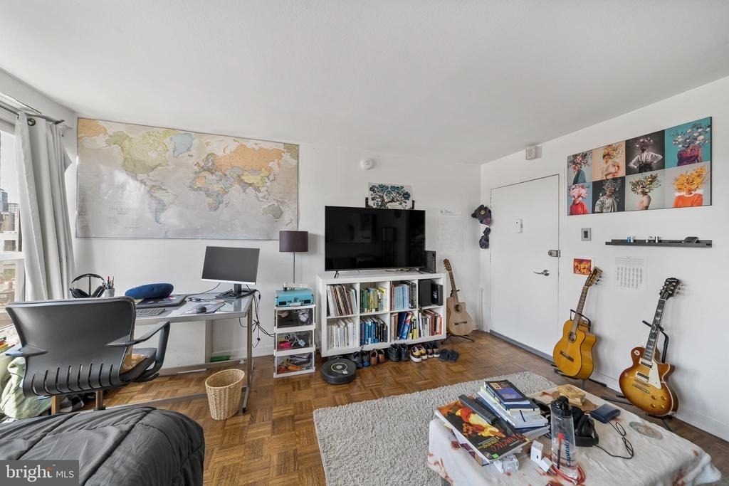224 W Rittenhouse Square - Photo 5