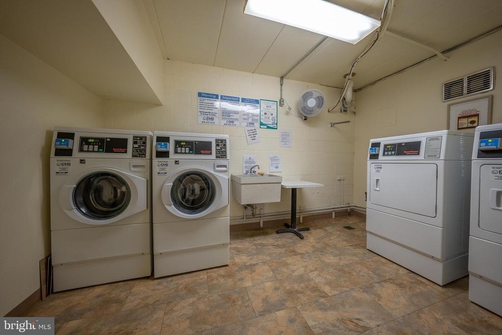 100 West Avenue - Photo 13