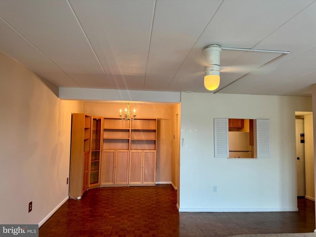 100 West Avenue - Photo 5