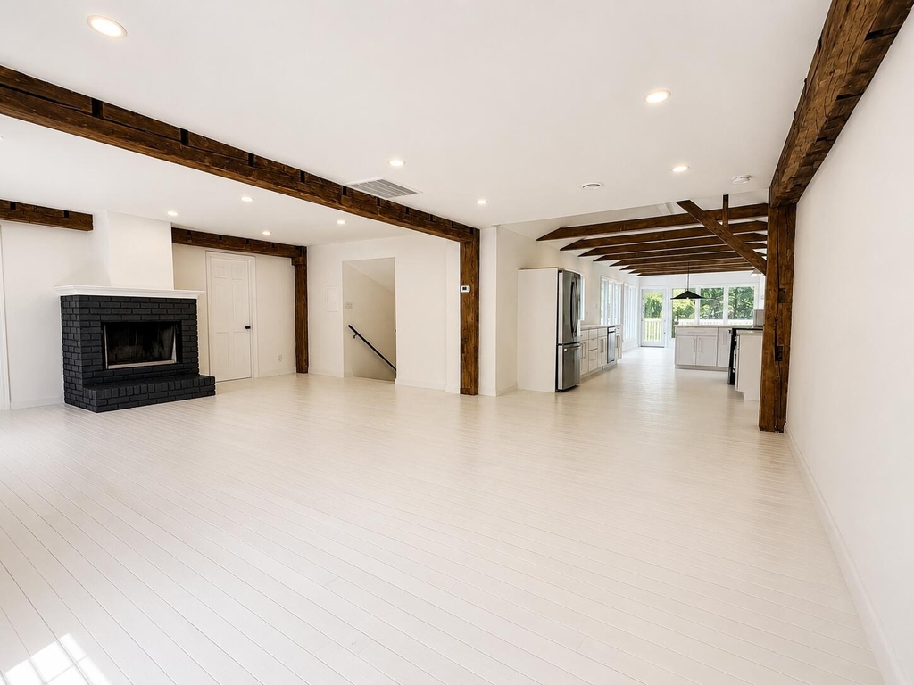 15300 Red Arrow Highway - Photo 4