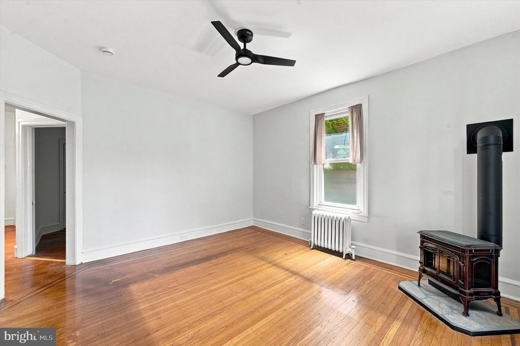 1 W Athens Avenue - Photo 8