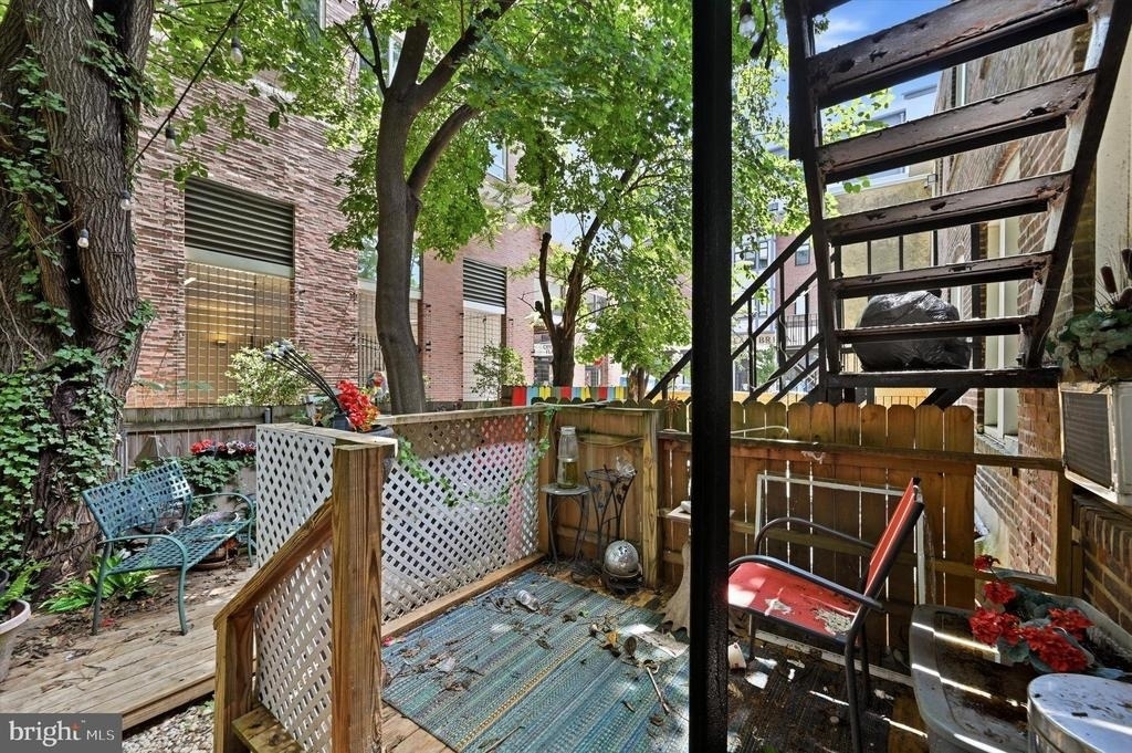 1 W Athens Avenue - Photo 19