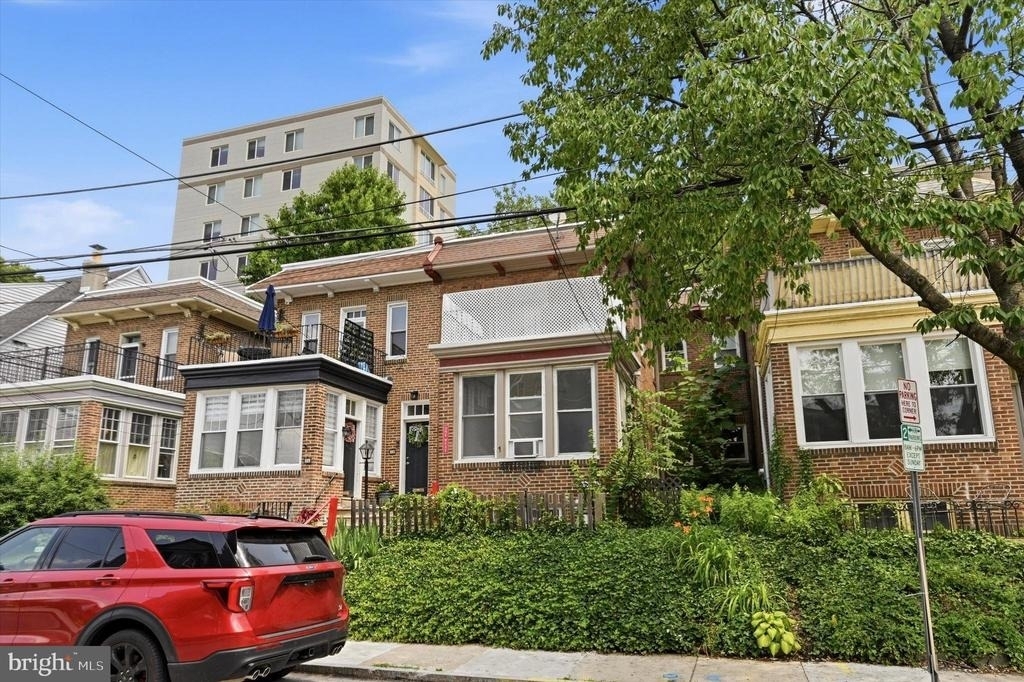 1 W Athens Avenue - Photo 22