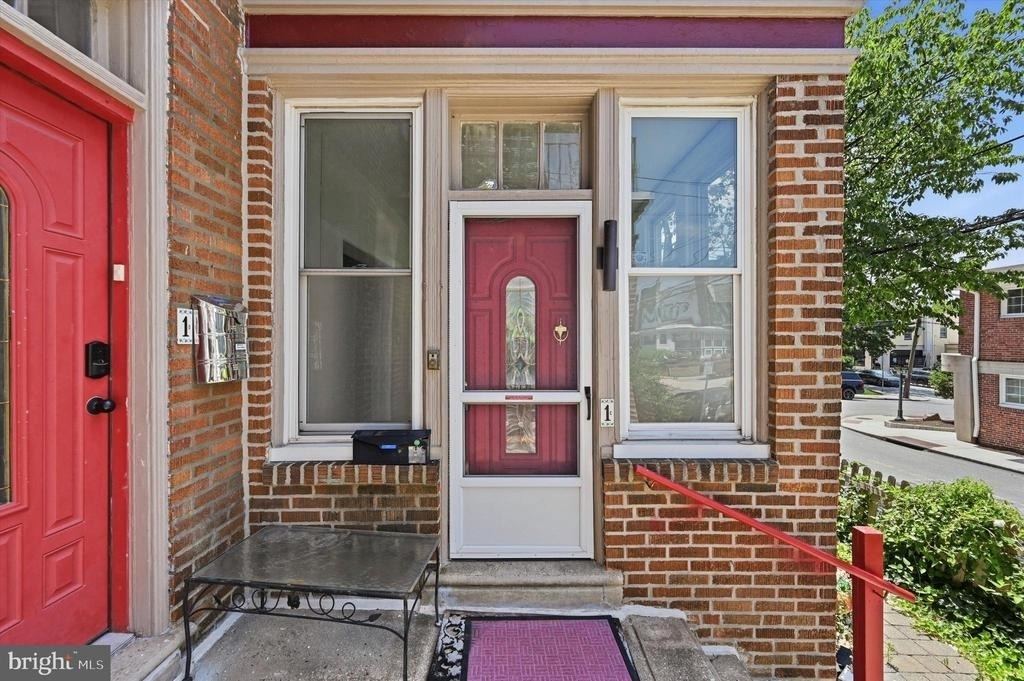 1 W Athens Avenue - Photo 1