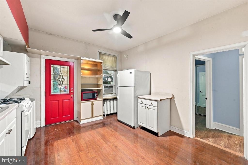 1 W Athens Avenue - Photo 15