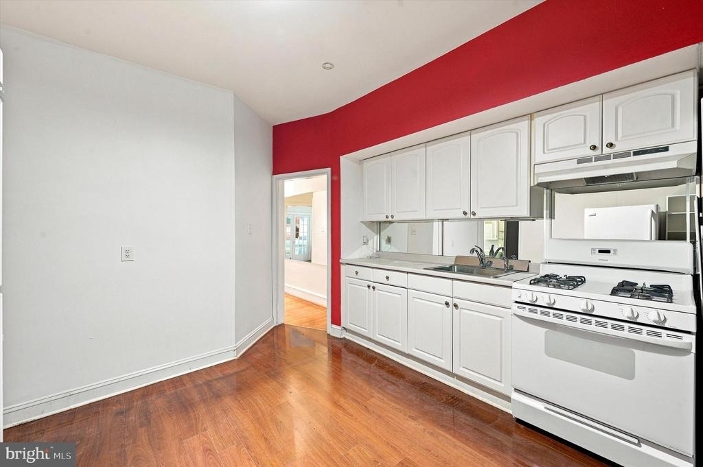 1 W Athens Avenue - Photo 16