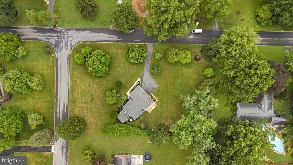 1026 Waltham Road - Photo 37