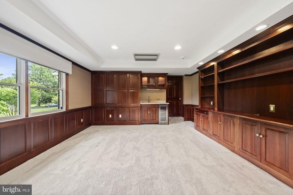 1026 Waltham Road - Photo 11