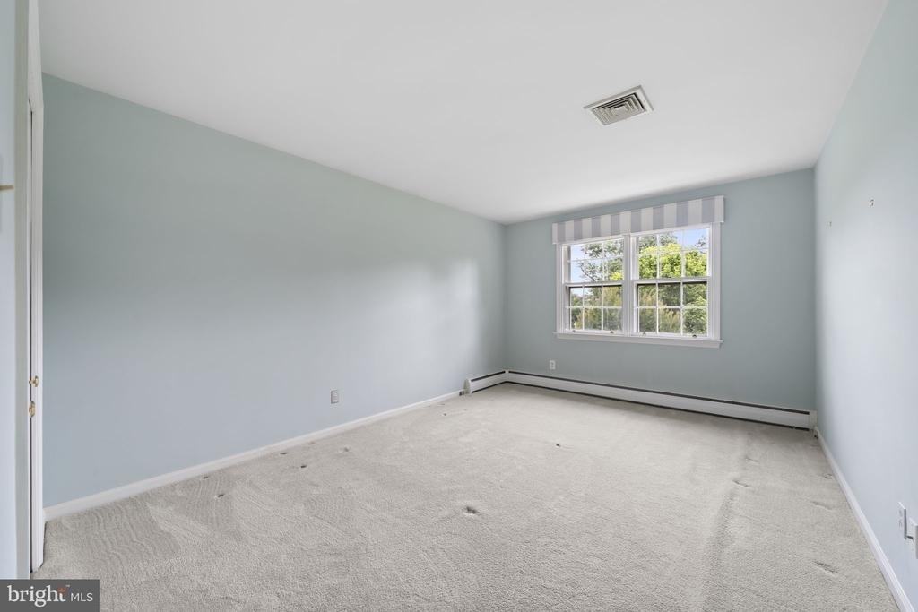 1026 Waltham Road - Photo 17
