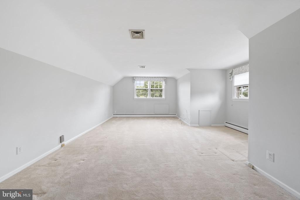 1026 Waltham Road - Photo 22