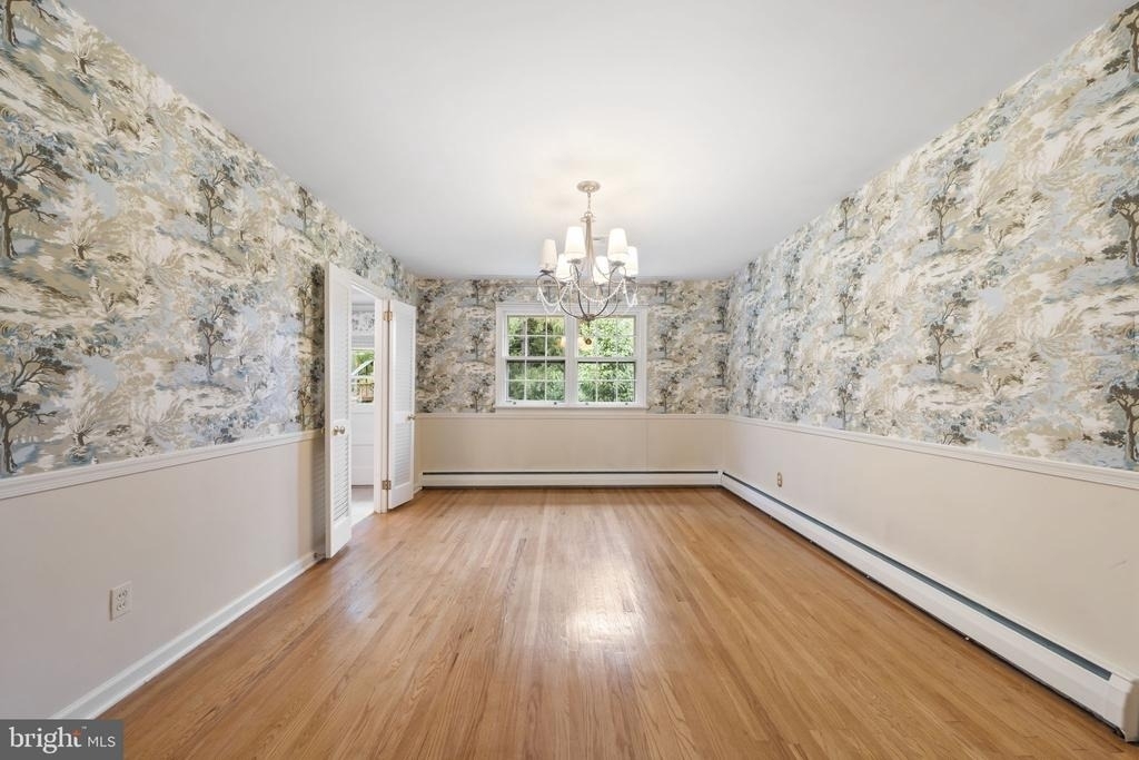 1026 Waltham Road - Photo 8