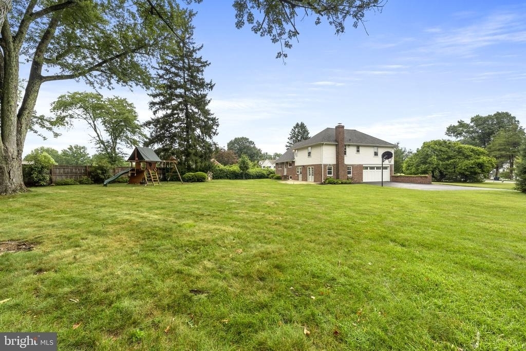 1026 Waltham Road - Photo 33