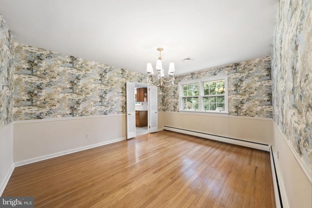 1026 Waltham Road - Photo 9