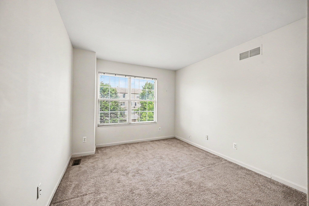 2878 Barclay Way - Photo 24