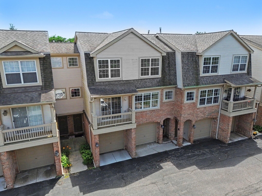 2878 Barclay Way - Photo 0